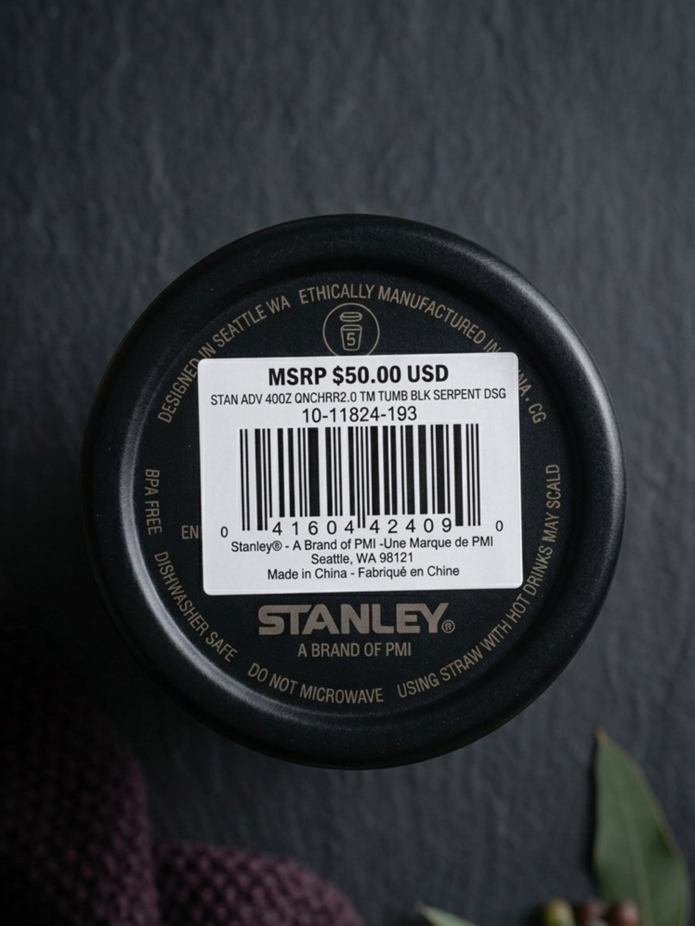 NWT Stanley x CALIA 40 oz Quencher H2.0 Tumbler Black Serpent Limited Edition - Picture 5 of 7